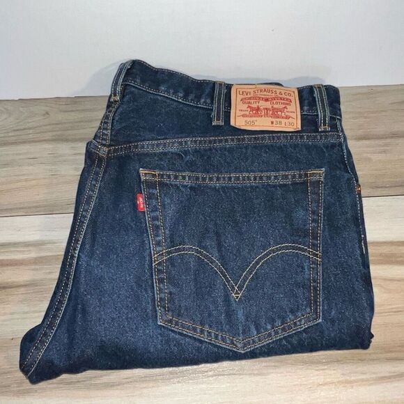 Levi's Men’s 505 Regular-fit Jean - Picture 1 of 8